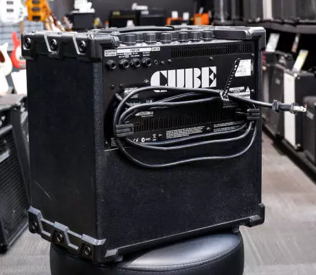 Roland - CUBE-40XL 2
